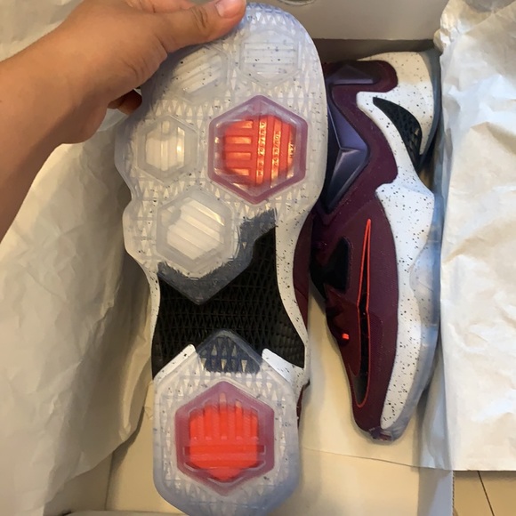 Lebron XIII - Picture 5 of 5